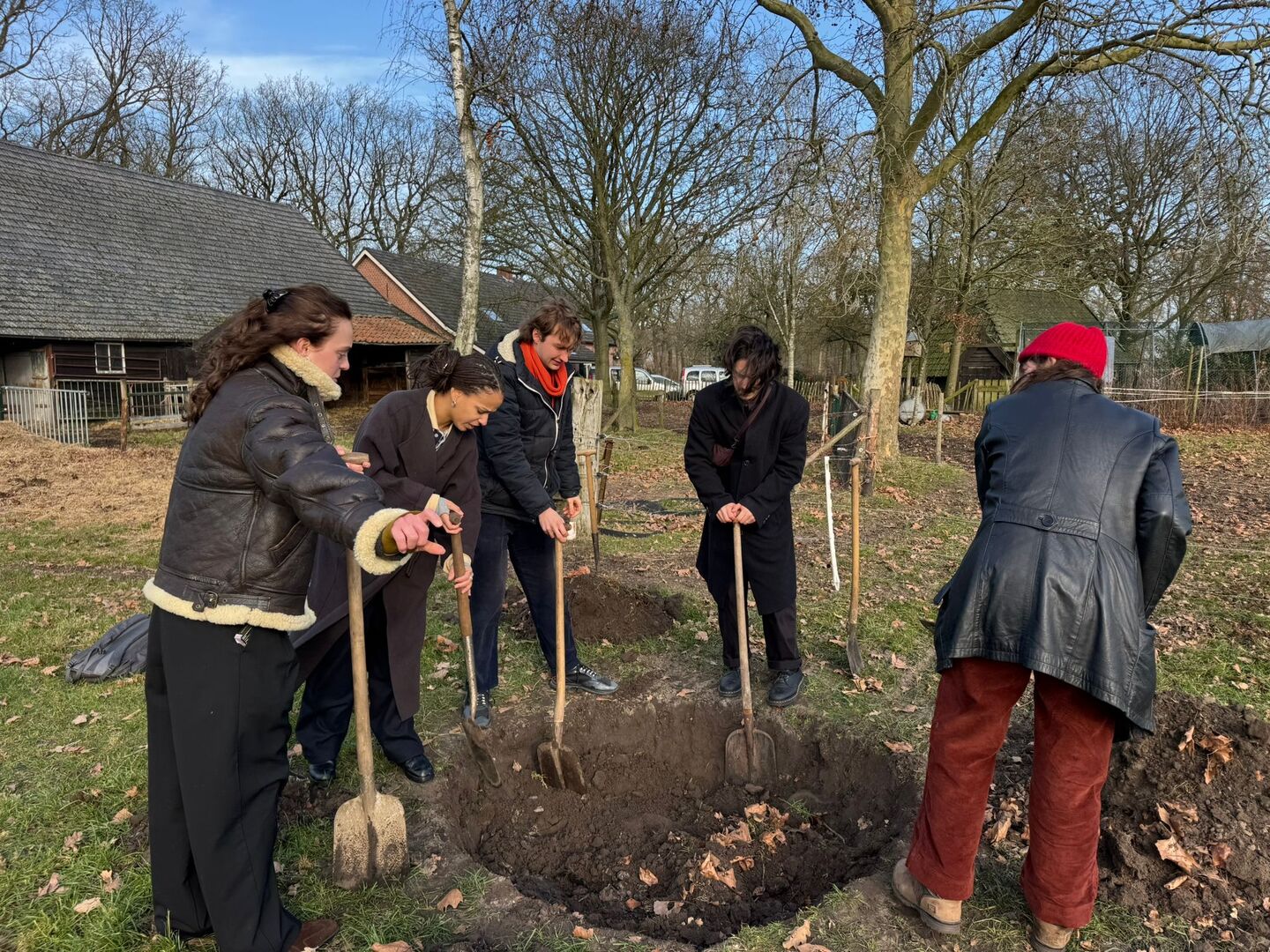 3b702025-398f-4785-ae99-4fe4394aa192