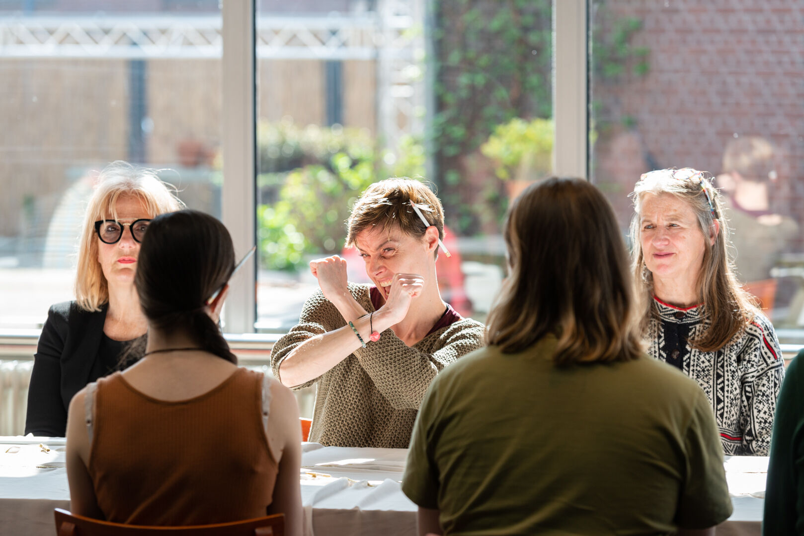 Interview met theatermaker Marijn Graven en coach Leonie Clement    
